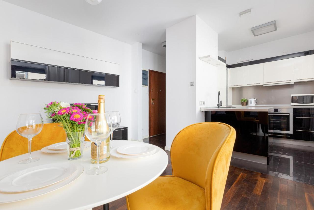 Residence On Wspolna Str. Apartment Warsaw By Renters المظهر الخارجي الصورة
